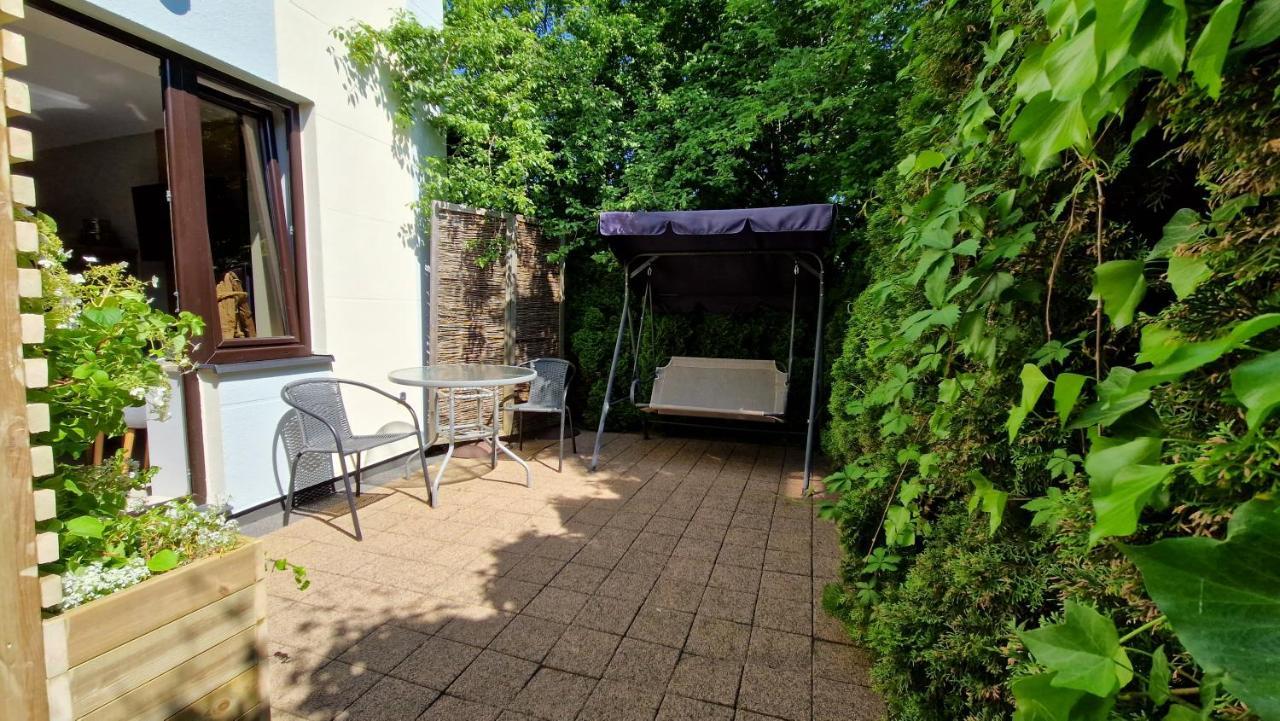 Willa Abrazja - Wypoczynek Dla Doroslych Jastrzębia Góra Extérieur photo